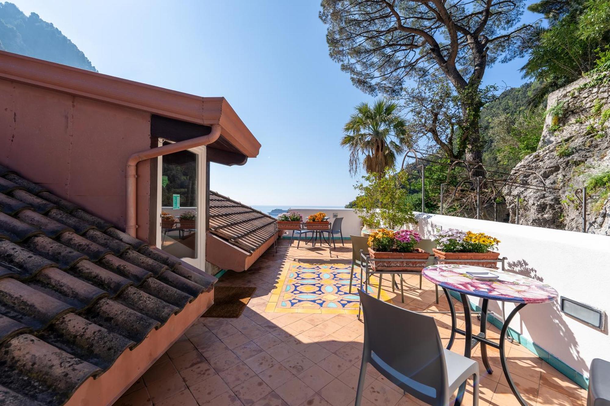 Hotel Villa Annalara Charme And Relax Амалфи Екстериор снимка