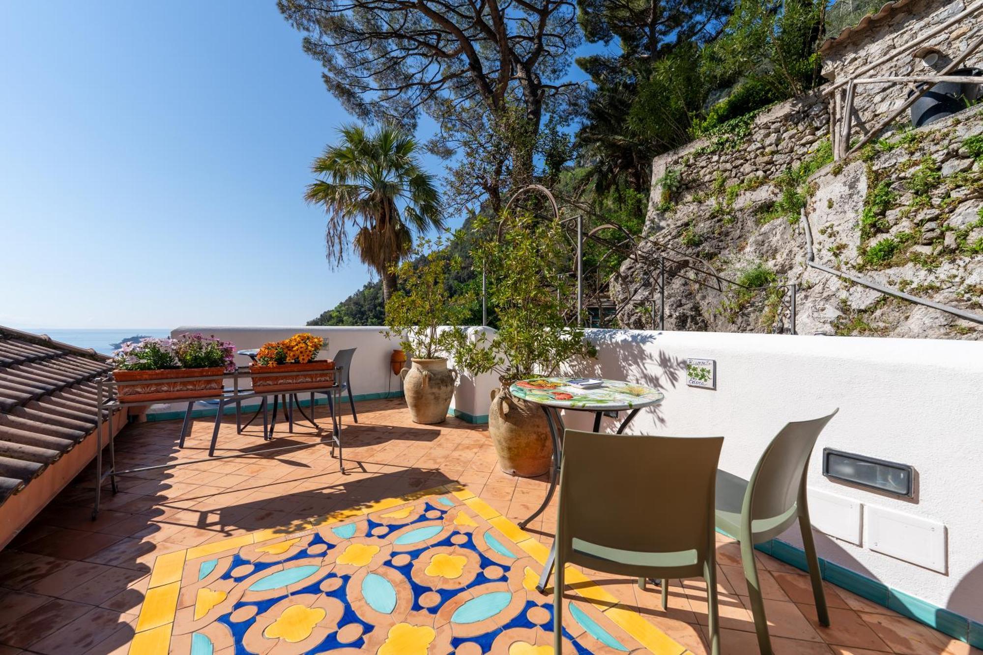 Hotel Villa Annalara Charme And Relax Амалфи Екстериор снимка