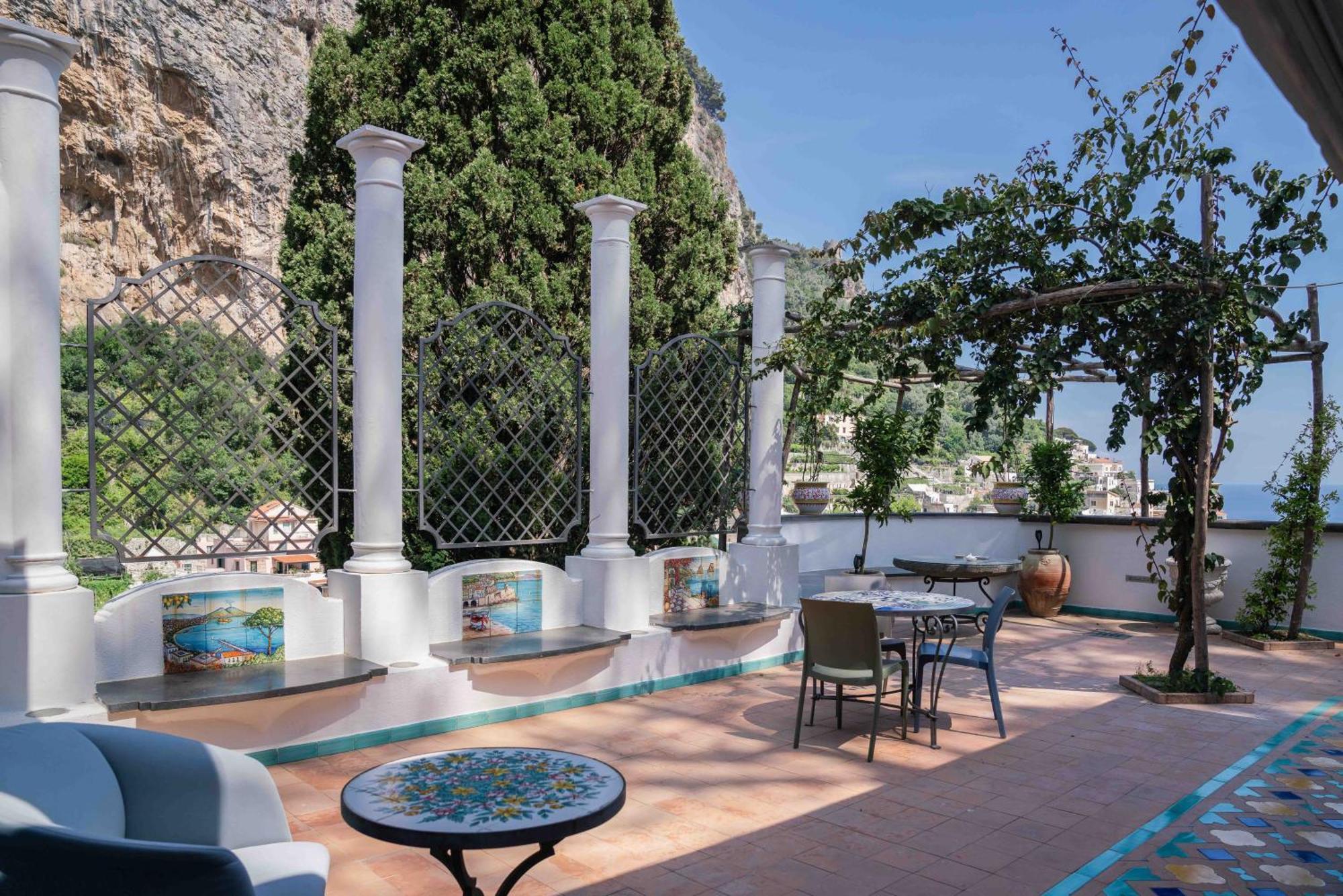 Hotel Villa Annalara Charme And Relax Амалфи Екстериор снимка